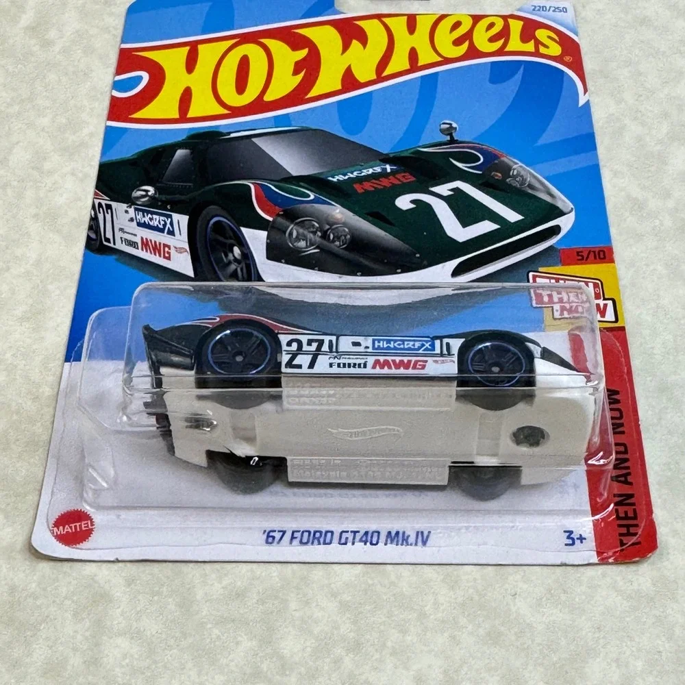 Hot Wheels 67 Ford GT40 Mk.IV Black Then and Now‎ 5/10 220/250 Diecast Car 2021